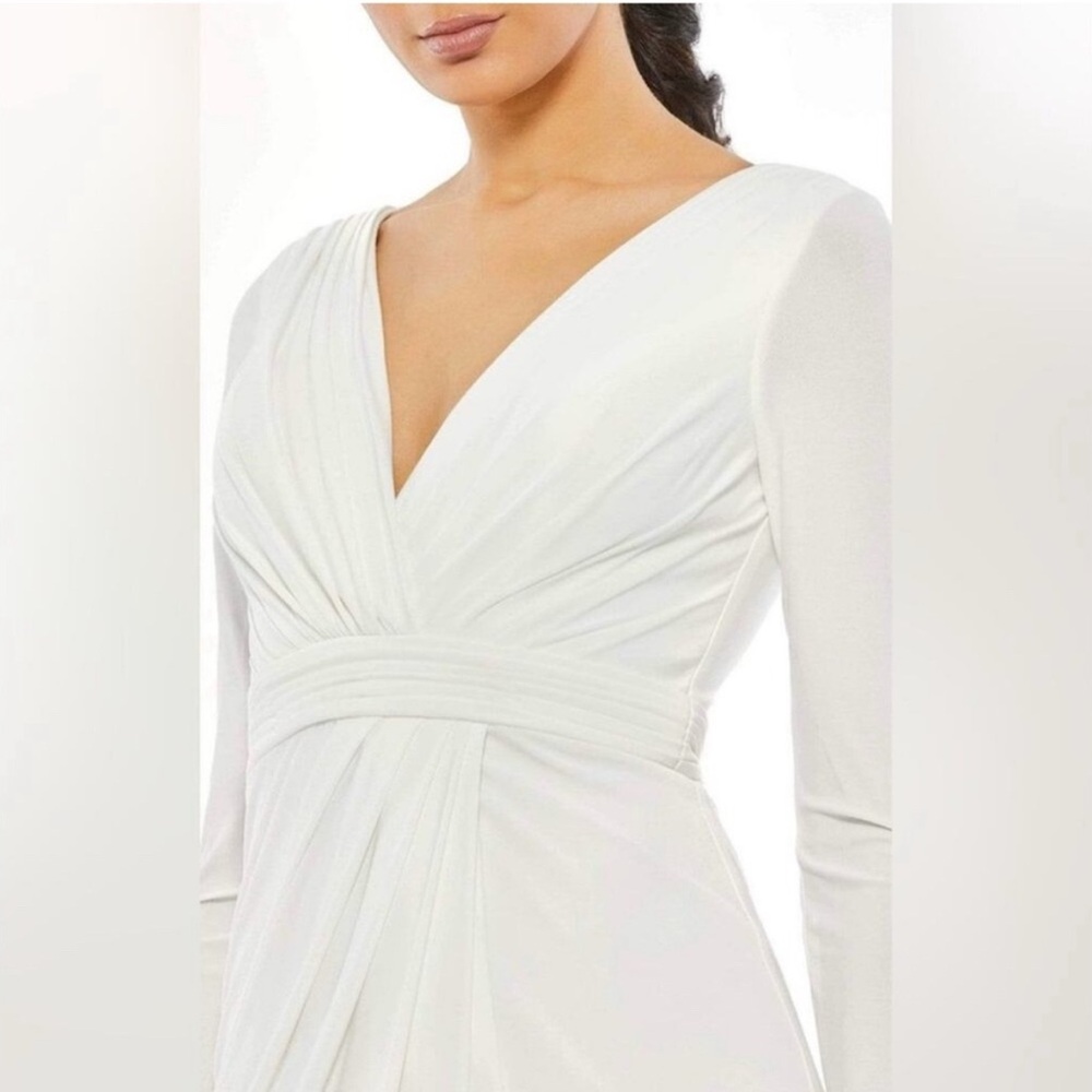 NWT Sz 4 white Mac Duggal gown - Picture 3 of 6